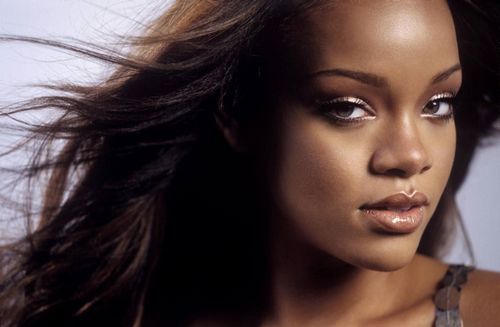 Rihanna: Love the Way You Lie