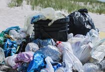 研究：2040年全球塑料垃圾至少将达到7亿吨