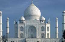 印度泰姬陵将限时参观 每次最多3小时