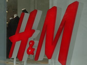 H&M用一个职位就想翻篇种族歧视！这可行吗？