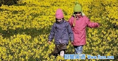 有声英语诗歌欣赏：我如云般孤独漂浮