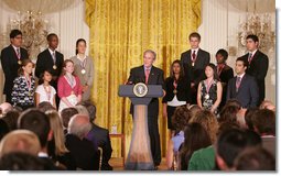 President Bush Congratulates Presidential Scholars, Discusse