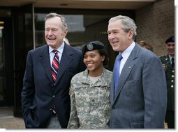 President and Mrs. Bush Celebrate Easter Sunday at Fort Hood